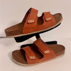 Skechers women's Luxe Foam Granola double-strap sandals size 8